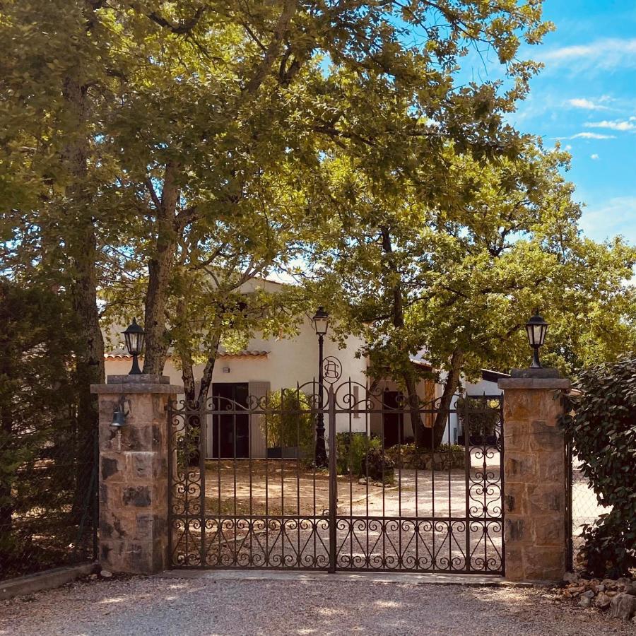 مبيت وإفطار Saint-Paul-en-Forêt 4 Saisons En Provence المظهر الخارجي الصورة