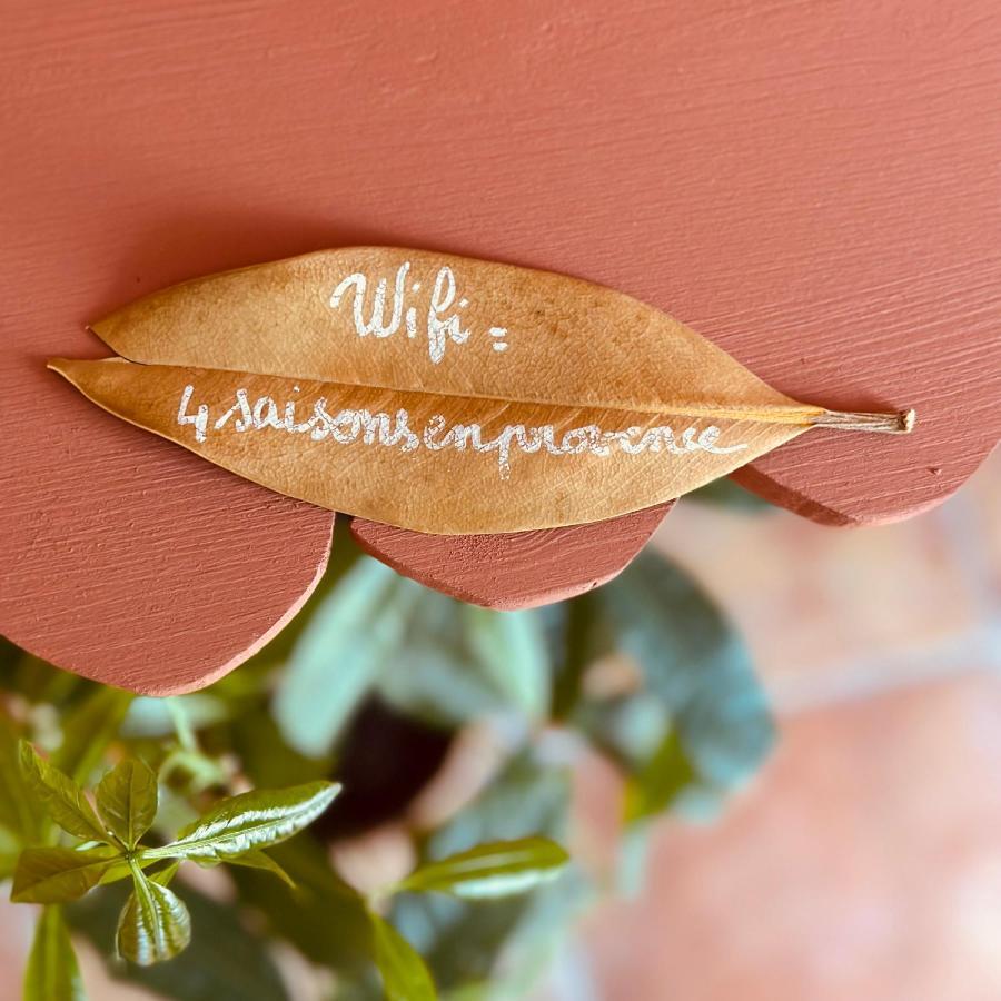 مبيت وإفطار Saint-Paul-en-Forêt 4 Saisons En Provence المظهر الخارجي الصورة